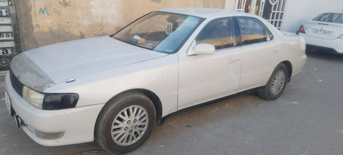 كرستا مديل 39
مكينه وكير 2.5 
حداده كدام نضيفه الوره 60٪
تبريد كهربائيات كله شغاله 
سياره بالبصره سعرها 55 بيه مجال بسيط 
***********
اتصل وسهلا بيك خير وتدلل
