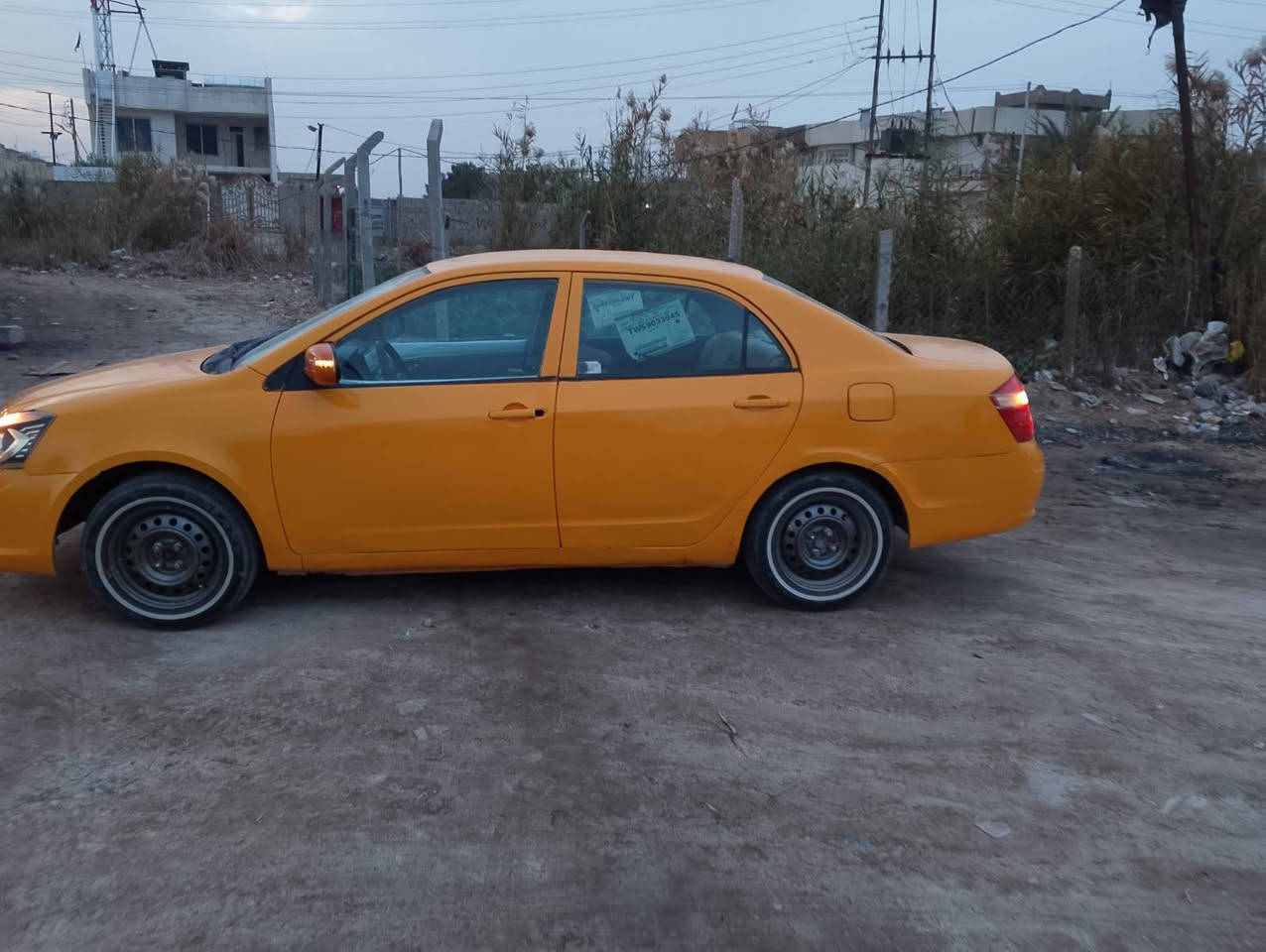 جيلي موبل موديل 12 رغم نكليزي بغداد تحويل مباشر مكان السيارة كوت صبغ عام ملكطه خياسات هلالات ودوس  مصفره هيه وقرامات السعر 33بيه مجال بسيط للشراي ورجاءن الموشراي ليتعب نفسه ويتعبنه التصال ***********
