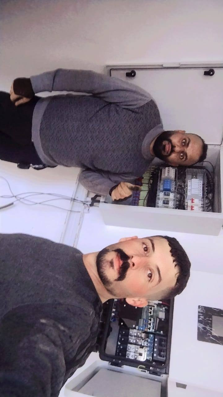 تم تجهيز وتنصيب منظومة طاقة شمسية ( تجاري )
بقدرة 16940W اي مايعادل (70Aنهاري – 40A ليلي )
في الموصل / محطه الريف العربي

وتتكون المنظومة من :
• ألواح شمسية عدد ( 28 ) بقدرة 605W نوع LONGI
• انفيرتر عدد ( 1 ) نوع Deye العملاق
• بطارية ليثيوم عدد ( 2 ) حجم 16K نوع فولت كايد حصرا
• بورد AC متكامل من قواعط دورة مع فيوزات مع مانع صواعق ارضي
خدماتنا في منظومة الطاقة الشمسية :
• ضمان الألواح ( 15 ) سنة وتدوم اكثر من ( 25 ) سنة
• ضمان البطاريات ( 5 ) سنة وتدوم اكثر من ( 10 ) سنة
• ضمان انفيرتر ( 5 ) سنة وصيانة مجانية ( 1 ) سنة كامله
• اعداد الكشف وتقديم الاستشارة المجانية
• التجهيز والتنصيب والتشغيل

توفر هذه المنظومة حلاً فعالاً ومستداماً لتأمين احتياجات الكهرباء مما يساهم في تقليل التكلفة والحفاظ على البيئة إذا كنت تبحث عن حلول طاقة موثوقة وفعالة , تواصل معنا الآن لتقديم الاستشارة المجانية ومناقشة احتياجاتك الخاصة .

العنوان : فروعنا منتشرة في كافة محافظة نينوى :

ناحية الكوير 

الموصل - حي الرفاعي - سايدين القسم
 
سهل نينوى - سايدين موصل كركوك

للطلب والاستفسار اتصل بنا على الأرقام التالية :
سرمد_
 ***********_***********
*********** -*********** /
*********** -*********** / 
==================================
نذكركم بأن فريقنا الهندسي والفني مستعد لتجهيز وتنفيذ كافة فئات مشاريع منظومات الطاقة الشمسية في محافظتنا العزيزة وجميع اعمالنا مشمولة بالضمان الحقيقي .
سرمدللطاقه الشمسيه 
الوكيل الحصري لـ شركة VOLT GUIDE
جـــودة - ابـتـكـار - ضـمــان
