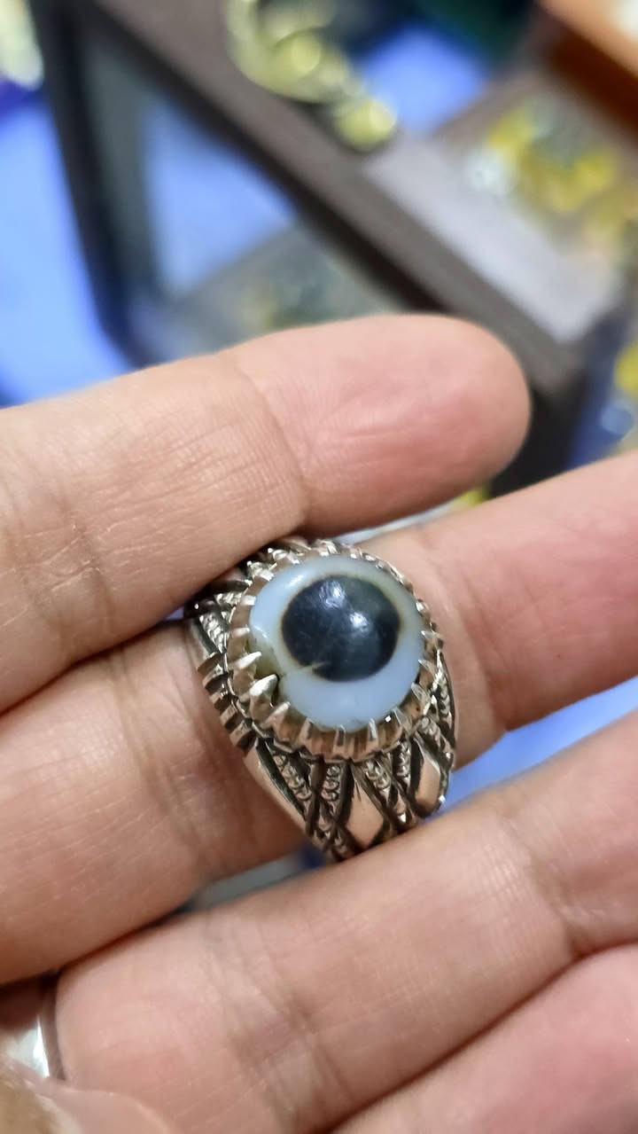 نعرض لكم القطع النادرة
(كل الي موجود في المنشور قديم اصل وفصل) 
صياغات يدويه تواصل على الخاص او ***********
@إشارة
