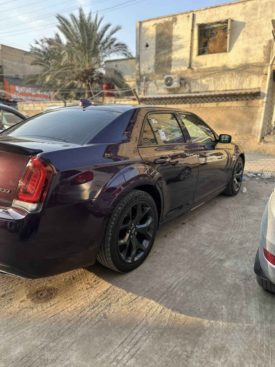 سلام عليكم اوباما 2021 اصل رقم بصره شبه مميزه حادث كما موضح بالصور 3 قطع صبغ ب225 وبيهه مجال حك الجيه 
مكاني بصره القرنه السوق
***********
