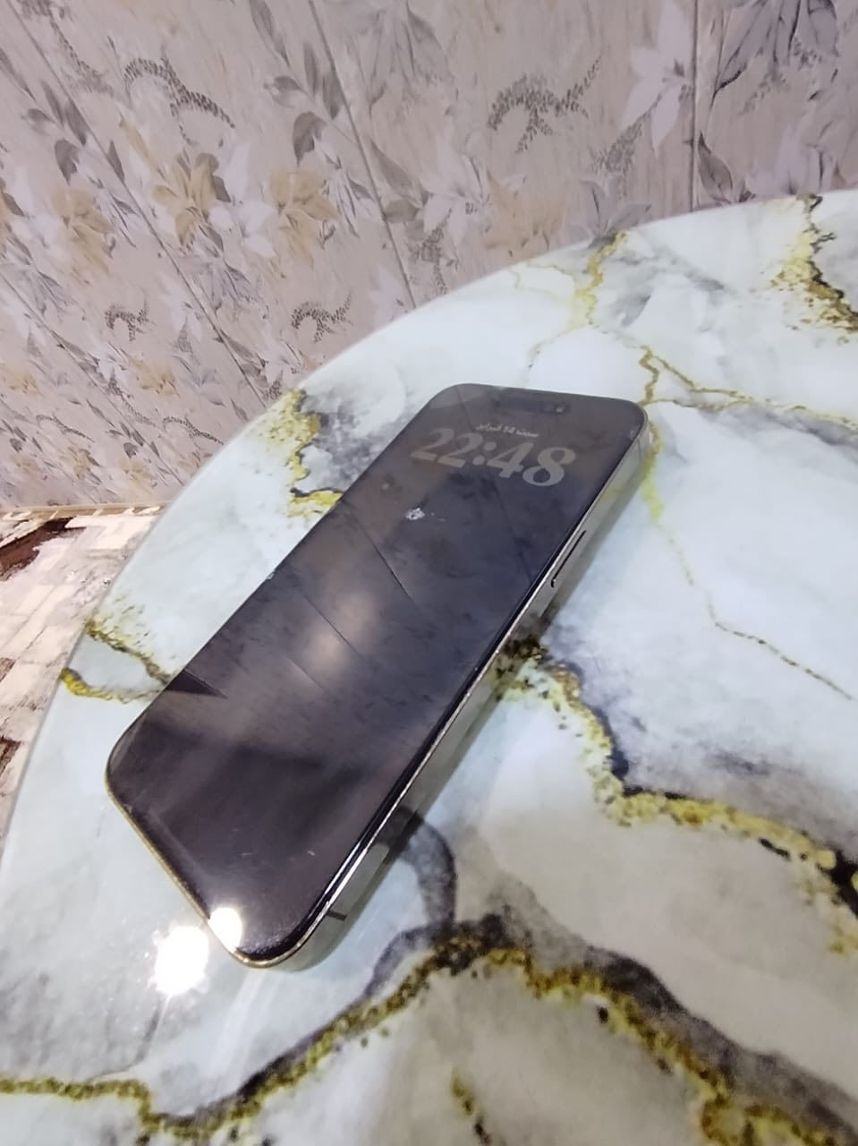 سلام عليكم
جهاز ايفون14برو ماكس ذاكرته 256 بطارية 87 الجهاز شرق اوسط
جهاز بعده بلادي ما مفتوح سعر(900)وبي مجال 
مكان رمادي زنكوره 
رقم الهاتف:***********
