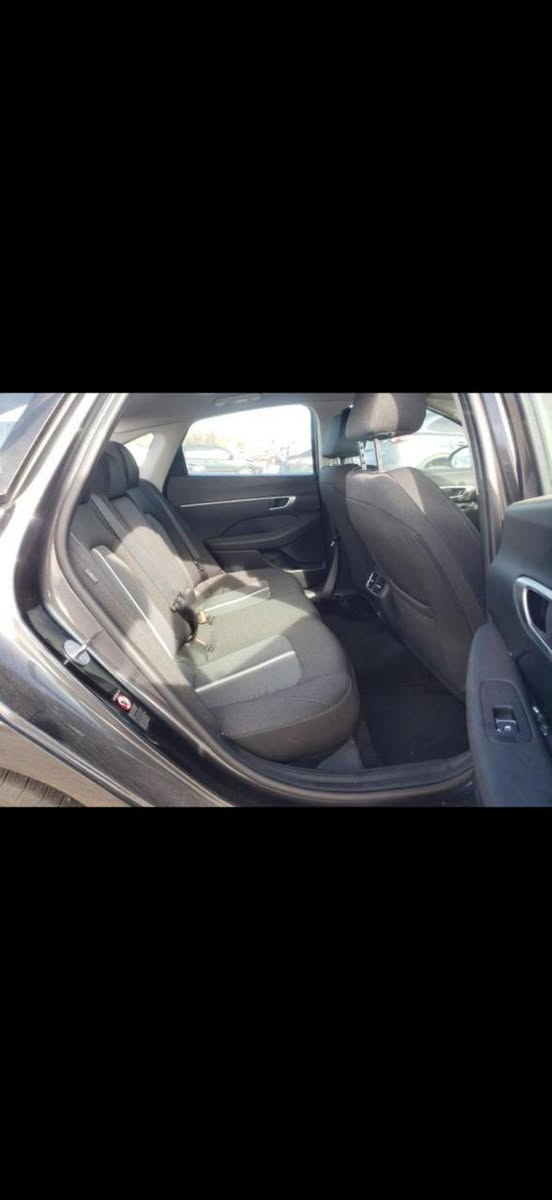 سوناتا فول موصفات
-الموديل:2021  رقم بغداد 
-فول مواصفات 
-عداد المسافة:65000 km
-المحرك :4 سلندر 2500 تنفس طبيعي 
-الضرر : خلفي، وامامي بسيط 
( جاملغين وقبق جنطه صبغ خلفي 
ومن امريكا كلير جاملغ وبنيد )
السياره ((( بدون ايرباك)))
صور الحادثه مرفقه بلمنشور 
تبريد ثلج على وضع الشركه 
-المواصفات: بانوراما تشغيل عند بعد تدفئة كشنات 
دشبول وعدادات ديجتال 
رادارات امامي خلفي جانبي
ويل 18 شحن لاسلكي 
لايتات زينون مع لد نهاري
داخل اسود 
بصمه لمس ابواب 
سايد بريك دكمه 
توقف تلقائي وقياده ذاتيه 
تحديد مسار تلقائي
السياره نضيفه جدآ واستخدام شخصي ومتعوب عليه ولا اي كلوب مشتغل بلدشبول ارقه دهن وبانزين كله محسن
( السعر 160وبيه مجال) 
المكان بغداد البنوك 
رقمي لاي استفسار***********
