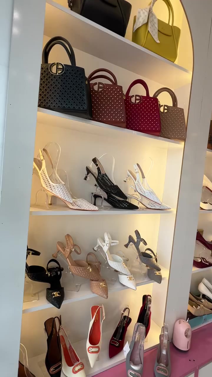 ناي  
 العنوان بسمايه شارع العام قرب B


**إذا كنت صاحب هذا الإعلان وتريد حذفه لأي سبب، رجاءا أرسل رسالة إلى الدعم الفني**