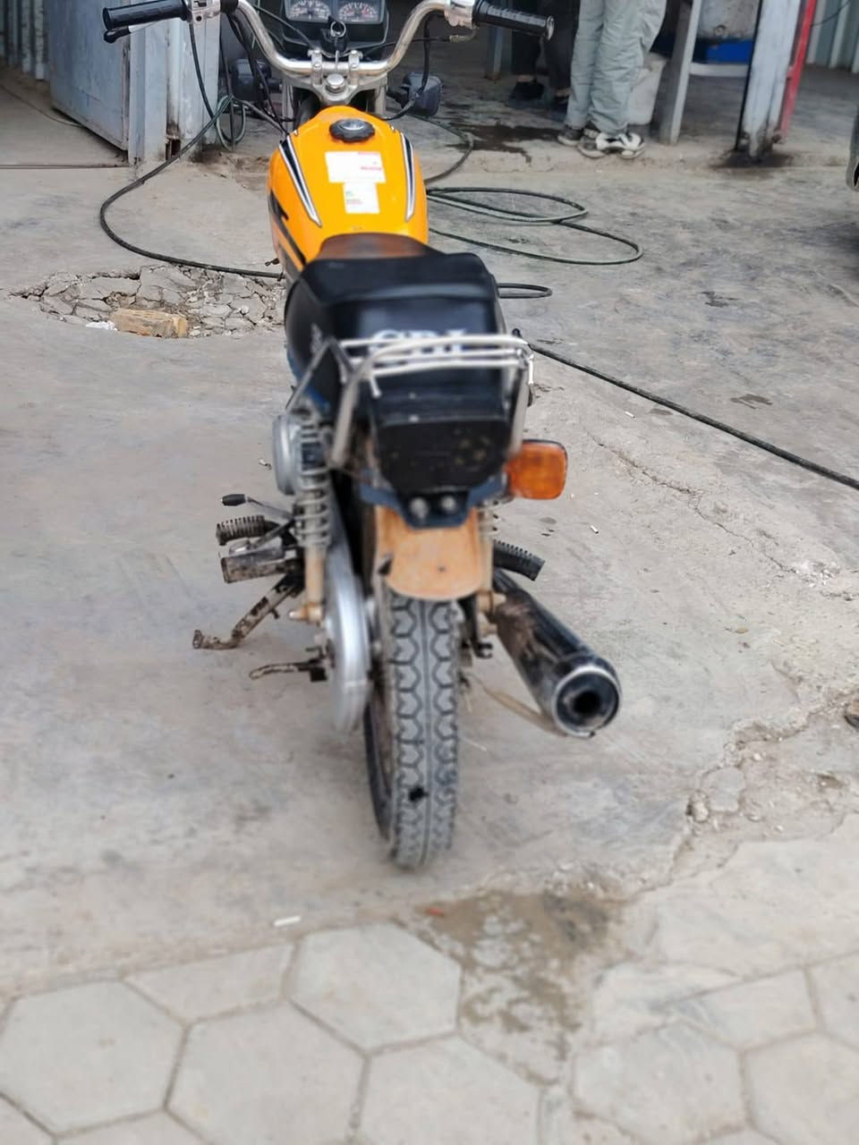 ارشه موديل ١٦ أوراق كامله يرادلها ترتيب قليل ب ٤٠٠ وبيها مجال قليل مكينه مفتوحه( صويره ) تفاصيل خاص


**إذا كنت صاحب هذا الإعلان وتريد حذفه لأي سبب، رجاءا أرسل رسالة إلى الدعم الفني**