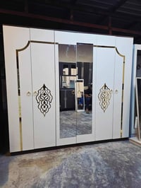 غرفة نوم مستعملة • ٥ قطع • نضافة ٩٠٪