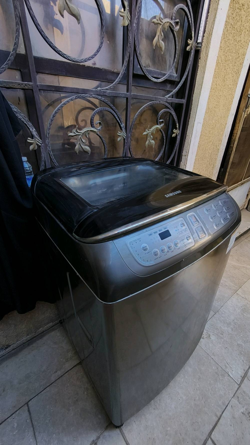 غسالة Samsung أوتوماتيكيه 14Kg للملابس مستعمله 