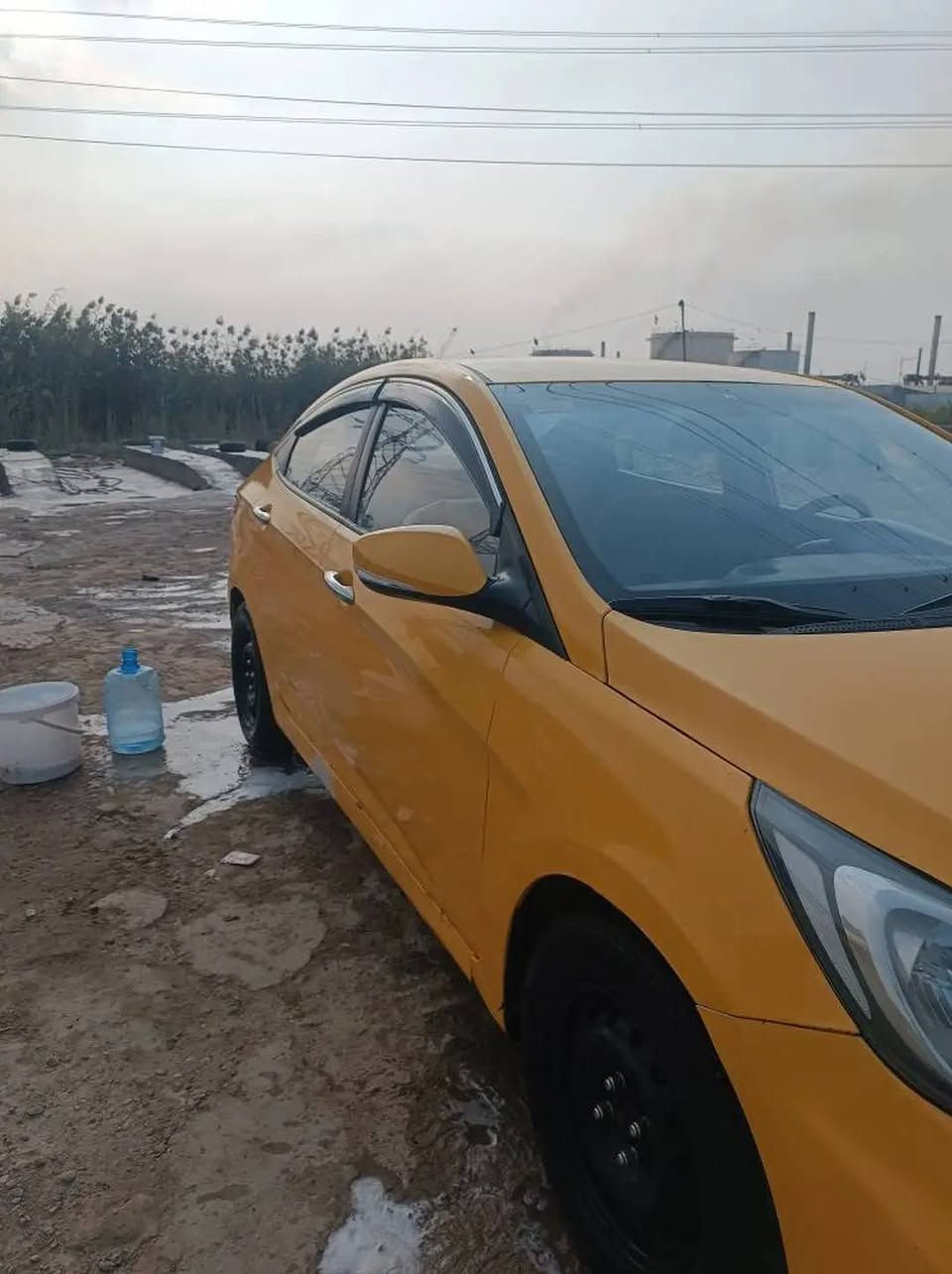 اكسنت خليجي. موديل 12
مكينه 1600
بيه جاملغ جهة السائق وبنيد بدون دواخل. 
مكينه مفتوحه. 
رقمي دولي. بسمي. سنويه 2030

***********
السعر. 77
مكانه ديوانيه ديوانية, القادسية
