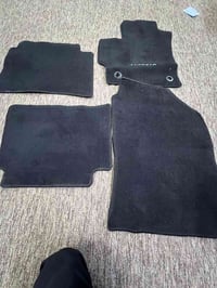 كاعيات كورلا هايبرد او بانزين من 22 إلى 24 كاعيات سياره اصليه السعر 75...