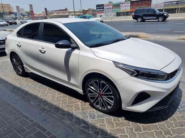 السلام عليكم
للبيع كيا فورتي 2023 جي تي فول رقم 1 – بصمة تشغيل ، بصمة أبواب ، كراسي جلد ، اشاير مري ، نقاط عمياء
2023 KIA Forte, GT 
2.0L I-4 DOHC, VVT, 147HP
وارد أمريكي ، الاربكات كلهن سليمة ، رقم شمالي  ، اللون ابيض ، محرك 1600 تيربو ، الحادث كما موضح بالصور، تبديل وصبغ الجاملغ والدعامية وتصليح وصبغ جزء بسيط من البونيد ، اوتو هولد ، هند بريك دكمة ، نقطة عمياء ، اشاير مري ، ماشية تقريبا 34 الف ميل  
السعر 175 ورقة - مع الرقم
مكان بغداد 

رقم الهاتف ***********
