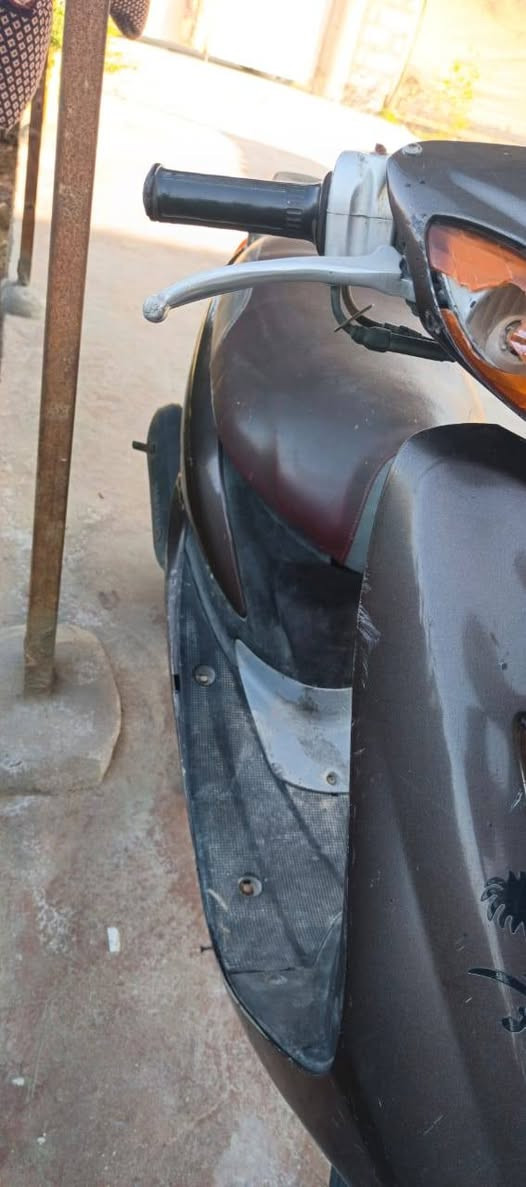 السلام عليكم دراجه عصفوريه للبيع نضيفه وحلوه عوزها ترتيبات بسيطه السعر (220)  وبي مجال مكان بابل قضاء جبله***********.....  مكلف بالنشر هذا رقم صاحبها Ali Aleamari
