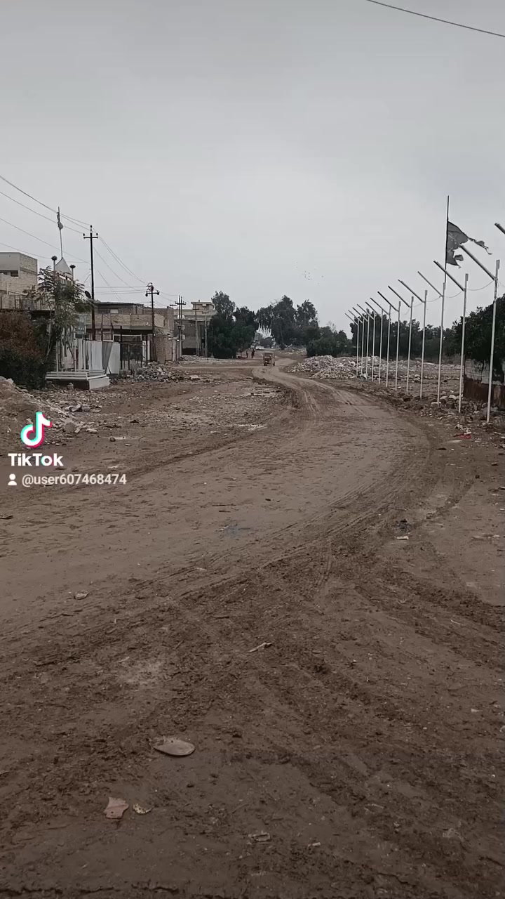 السلام عليكم 
 بيت للبيع في حي الصدرين الولدايه امانه طابق ونص البيت كامل نقصه فقط لبخ الجبهه وا كاشي عنوانه تلكا بالفيديو وتفاصيل البيت موجوده وا اي تفاصيل اتصل واني خادم 
‏‪0771 363 2181‬‏
