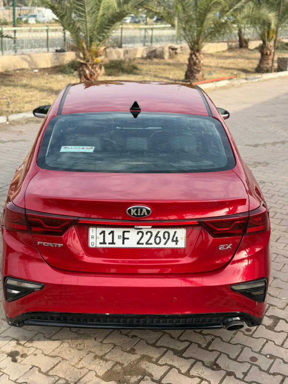 السلام عليكم 
كيا فورتي 2019 فول عده الفتحه
حادث جاملغ خلفي من امريكا وبلعراق بس بنيد 
موصفات:
بصمة تشغيل 
كشن كهرباء
مثبت سرعه 
كشنات تدفئة
تحكم ستيرن 
شاشه جبيرة
بصمة ترحيب
تبريد ثلج
مكينة 2000 دوش
وبعد بيها موصفات سياره جاهزه من كلشي 
السعر:130$
المكان:بغداد _الحرية
رقم:***********
