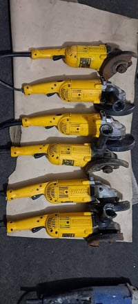 مدينة الصدر • أصليات • شغالة