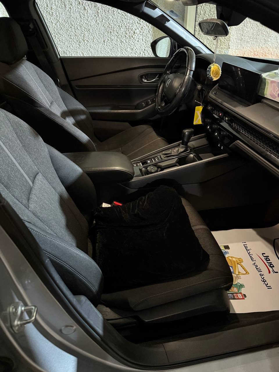 السلام عليكم 
اكورد 2024 sport ماشيه 78000 كيلو حادثه بسيط
بارد جاملغ خلفي وباب هم بارد بسيط جهة السايق والجاملغ صلحته وصبغت نصه من الكنر وجوه بدون ايرباك كلهن سليمه
بصمه
فتحه
رادار
كشن سايق كهرباء
تحديد مسار
تشغيل عن بعد 
حساس مطر 
حساس لايت
شاشة اعطال 
ابل كار بلي
كروز سرعه 
تنبيه خروج عن المسار
3 انظمة قياده
هند بريك بصمه
بريك هولد 
لايت ايل ايدي
كامره دواره خلفيه
وباقي مواصفات الsport
صور الحادث بالمنشور 
سعره. 20500$
مكان السياره. المنصور
***********
