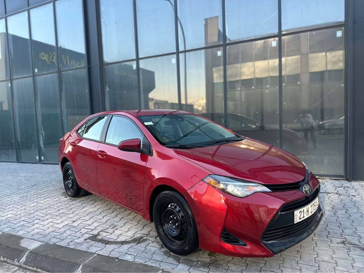 سلام عليكم

تويوتا كورلا 2018 Le🇺🇸

السيارة بيهة فقط بونيد صبغ بدون دواخل 

مكان السليمانية 

مواصفاتLe

شاشة جبيرة 

كاميرا 

رادار امامي 

لايتات زينون 

تبريد بيانو 

داخل ابيض 

السيارة كلش حلوة و جديدة تخم تاير جديد 

كير و مكينة كله مكفول بدون اي عطل

سنوية و ارقام كله جديد ابشرط تحويل  

سعرة ١٤٢$ بي مجال 

رقمي *********** السليمانية, العراق
