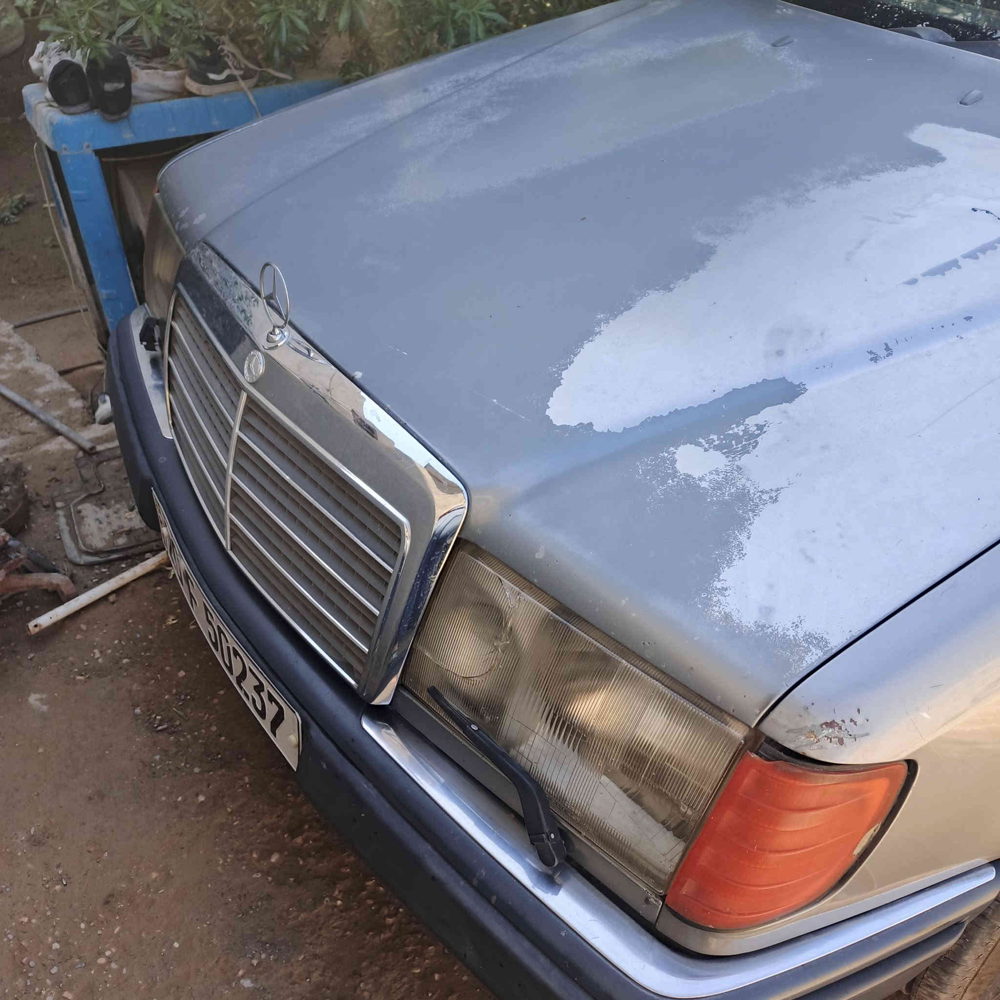 سياره مارسيدس دبه مديل ٨٩ بلاد شواصي قواعددبلات ابلاد بسمي السعر ٥٤تلفون***********
