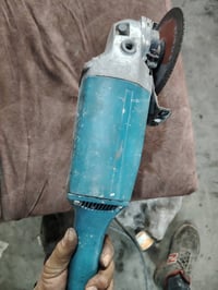 كوسره بوش الماني قديم شغاله نضيفه للبيع مكاني بغداد الحسينيه مال الراش...