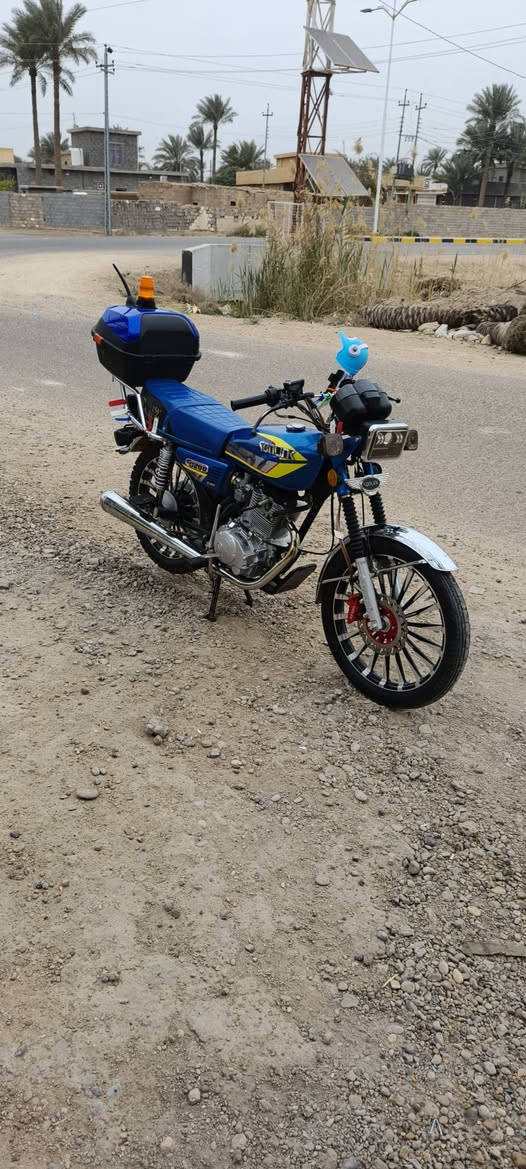 للبيع موديل 25 مكينه 200  مكفوله اوراق منفيس شاشه تعرض فيديو السعر 850 المكان الكرمه للستفسار ***********
