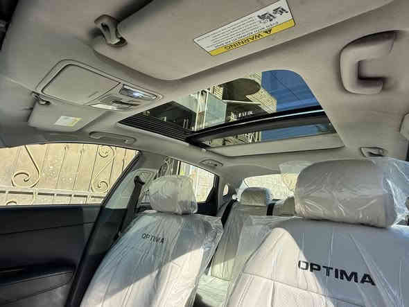 السلام عليكم 
بعد التحية والاحترام
كيا أوبتيما 2018 أمريكي
فول موصفات
حساسات امامي وخلفي
تبريد قطعتين
شاشة كبيرة ابلادي أندرويد اوتو
تبريد مناخين
تدفئة تبريد كشنات
كشنات كهربائي
بنراما
تخم تاير جديد
صدر كلة جديد
منظومة تدفة وتبريد جديد
عليها صيانة وإدامة كاملة
محرك ـ كير  ـ كهرباىيات  مكفولات
سيارة خير من الله نظافة ٩٩٪؜
بيها صبغ بس بنيد بدون دواخل وسونارها موجود
ترايك للبصرة
السنوية بسمي شرط التحويل
لاتوجد غرامات
هزة وبراد جديد شهر العاشر
***********
***********
     السعر 150
مكانها بغداد الطارمية
