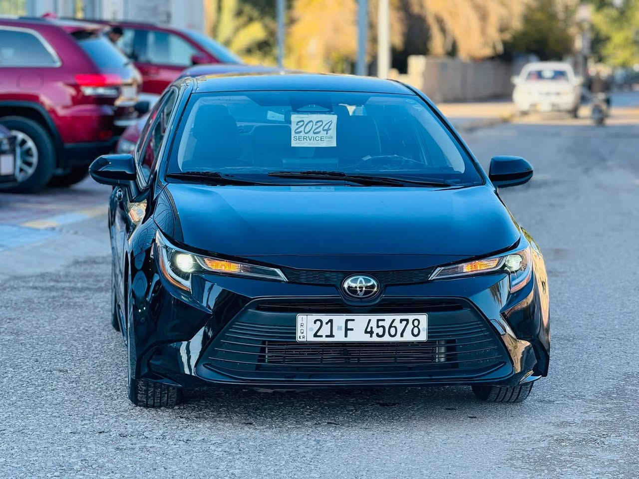 السلام عليكم 
كورلا مديل 2024 LE
شاشة جبير 
كاميرا خلفية
رادار امامي
مسافة امان
مثبت سرعة
تحكم ستيرن
هاد بريك بصمة
لايتات بلادي 
ربط بلوتوث
حاكية داخلية
كير ومحرك مكفولات
حادثه جاملغ وبونيد 
رقم سليمانيه ترقيم جديد وكاله تحويل جاهز 
مكان سياره ديالى خانقين
سعر 144
***********
