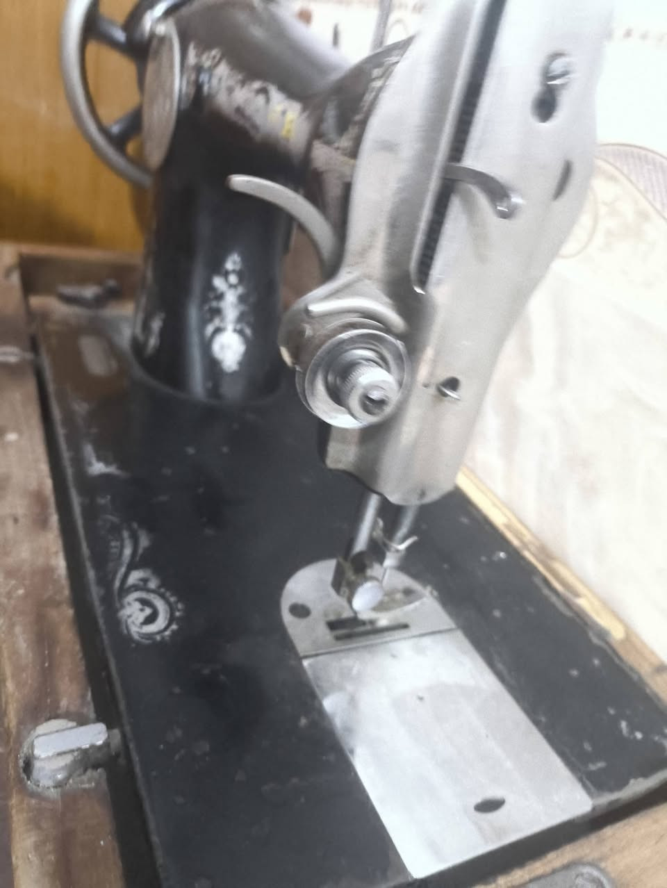 مكينه المانيه انگر. صناعة ١٨٨٠. خياطه ممتاز يدوية افضل ماكنه من ماكنات الفراشة حديد فولاذ ١٠٠بال١٠٠ سعر ٨٠


**إذا كنت صاحب هذا الإعلان وتريد حذفه لأي سبب، رجاءا أرسل رسالة إلى الدعم الفني**