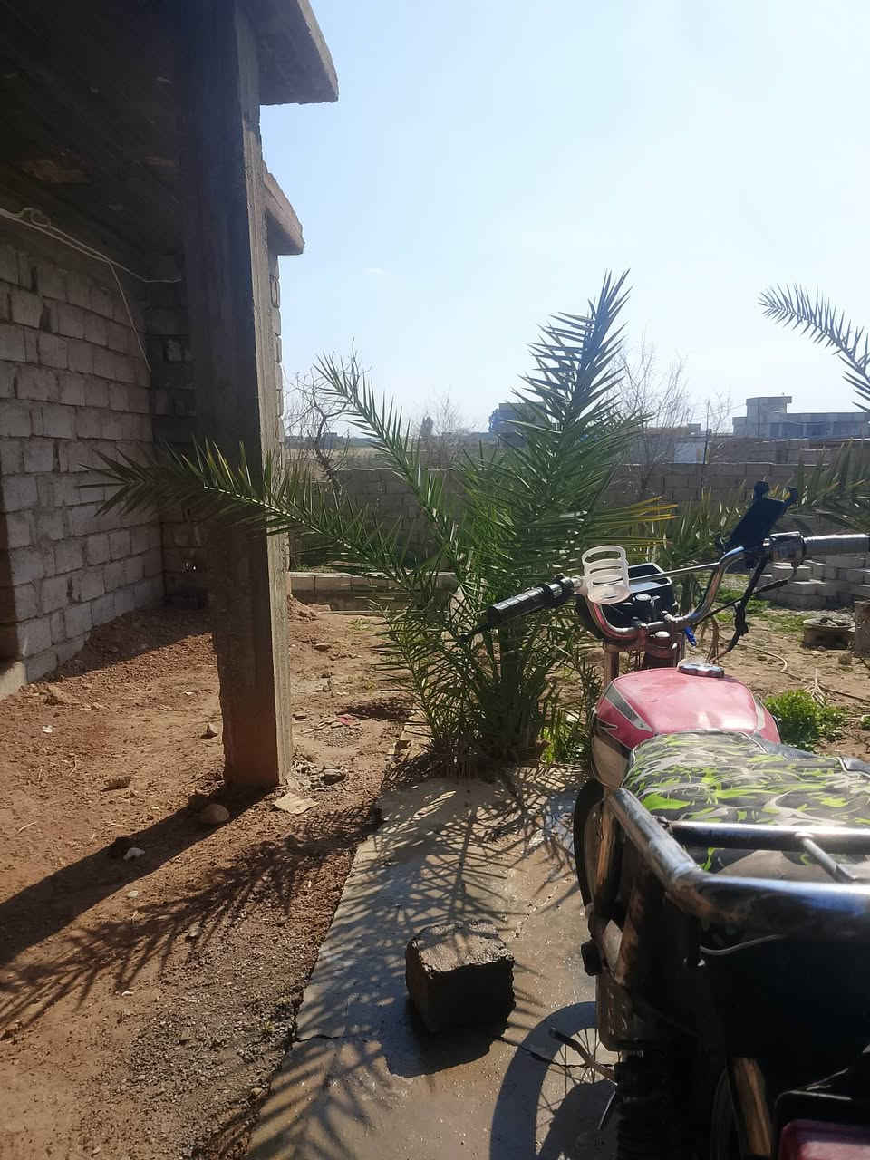 سلام عليكم موطور البيع شرط هندر وحد ننضافه فول ***********
