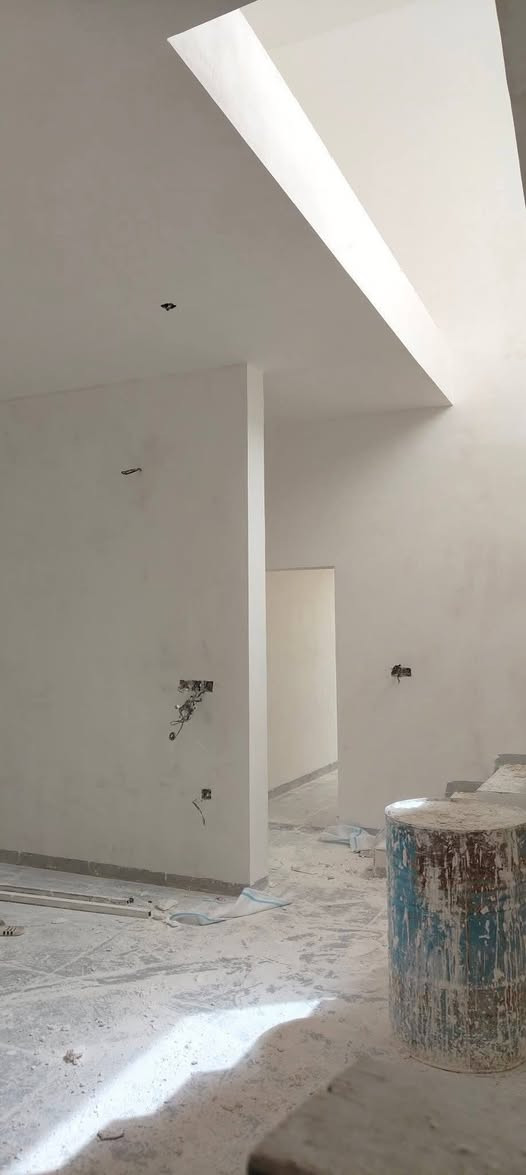 كادر لبخ جص من الموصل شغل درجه اولى شرط تاخذ الحايط جام وشغل حسب الطلب شغلي منذ   كادر مكون من 10 اشخاص البيت مايطول 3 ايام ومن الله التوفيق الشغله جاهز ومن يرغب بلعمل ينتصل ع ارقم ***********
