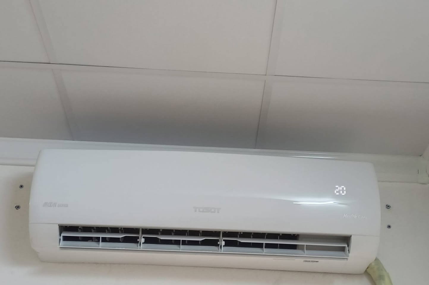 نصب سبالت نوع #توسوت غاز 410 مع عمل فاكيوم 
المهندس #عمر_ابو_حسن
للتواصل الاتصال ***********
