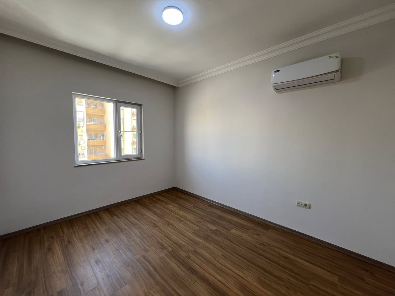 شقة للبيع في افروستي
نوع الشقة B18
غرفة النوم 3
مساحة 168
واجهة شيمال شرق
ارقام الهواتف 
***********
‏Whatsappe/Viber
#عقارات_للبيع #بغدادية #دهوك #avrocity #للبيع #duhok #دهوكيه #افروستي #موصل
