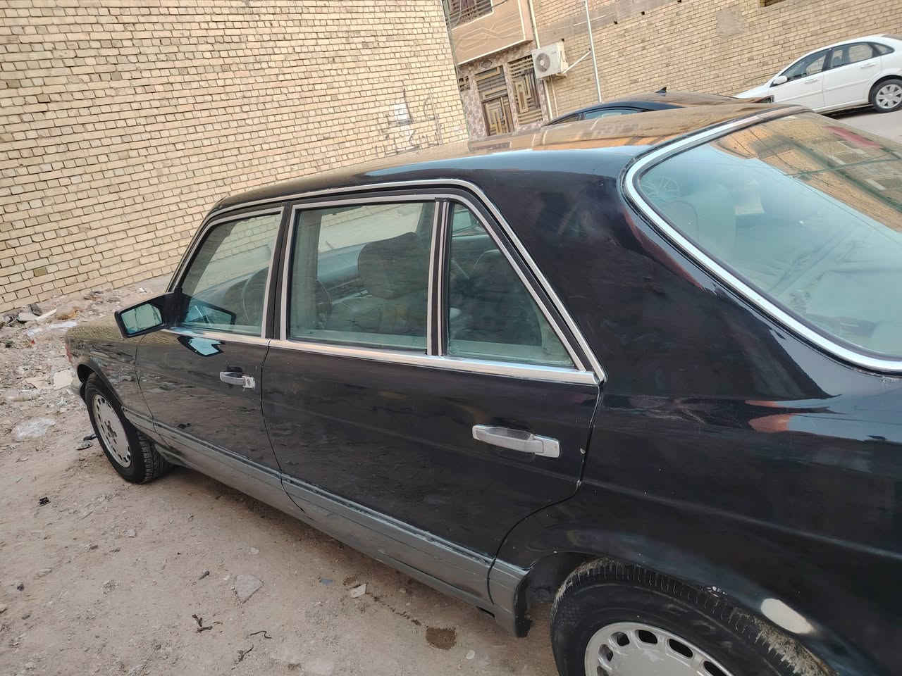 السلام عليكم مارسدس رأسي باب طويل مصبوغة عام الفتحة ملغية بية معجون محرك أو كير ابلادي ٦سلندر عنكبوت قبق أسود بأسمي رقم انكليزي لل ٢٩ موديل ٨٦ السيارة حلوه خير من الله محرك صار شهر من بدلة مال وارد السيارة نقصة بس الحدادية الأمامية تعبانة السعر ٥٠ أو بيها مجال موبايل ***********
