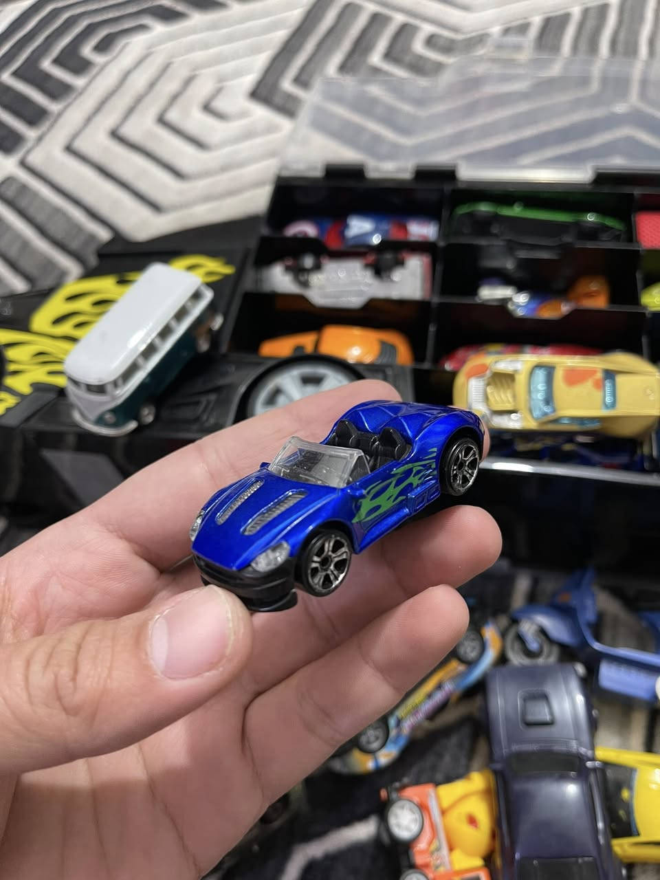 ياالله
شلعه سيارات متكونه من 17 سياره حديد ينحسبن 16 
و10 سيارات بلاستك مع حامله السيارات موضحات بالفديو هاي كلها ب16 الف وبالعافيه

متوفر توصيل 🚚


**إذا كنت صاحب هذا الإعلان وتريد حذفه لأي سبب، رجاءا أرسل رسالة إلى الدعم الفني**