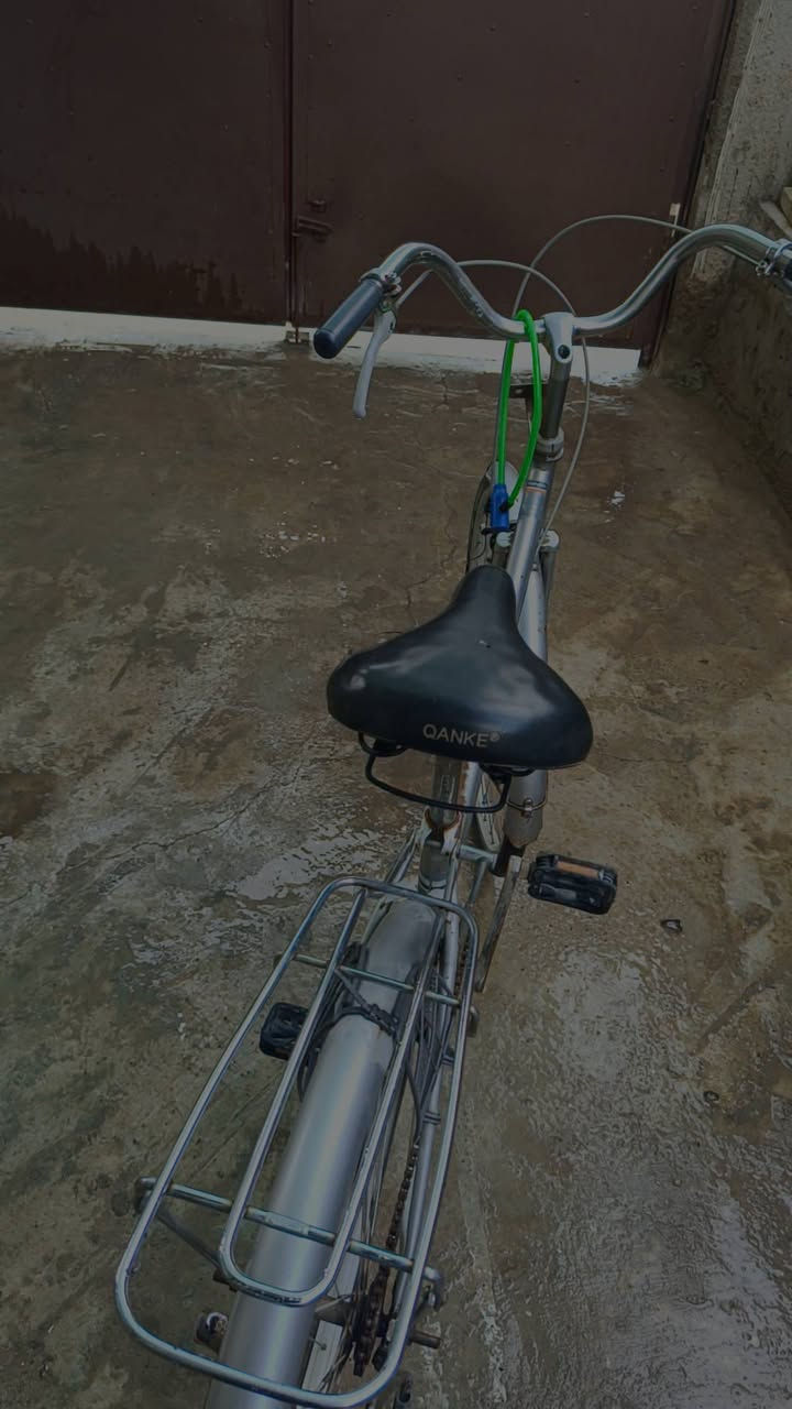 السلام عليكم..... عيوني بايسكل جديد للبيع لسعر 80 الف وبي مجال .. التواصل خاص. وبيك خير وادلل


**إذا كنت صاحب هذا الإعلان وتريد حذفه لأي سبب، رجاءا أرسل رسالة إلى الدعم الفني**