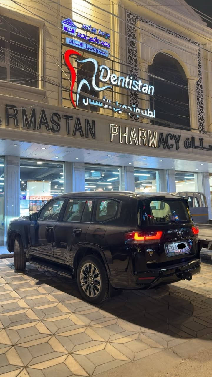 سلام عليكم للبيع تيوتا لاندكروز 2024 🖤
لمتد SASفول توين تيربو بلاك ادشن. ام الضمان
فول مواصفات للاخير     مغلفه PPF
٤ كامرات 
خزن ميموري
جميع الكشنات كهرباء 
جنطه شفط 
رادار خلفي 
حساس امامي خلفي 
جلد شاحن 
كشنات تدفئه تبريد 
ستيرن كهرباء 
مري شفط 
٥ بصمات
٣ شاشات تطبيق 
توقف ذاتي 
١٩ سماعه

باقي المواصفات معروفه 
لاستفسار 
***********
