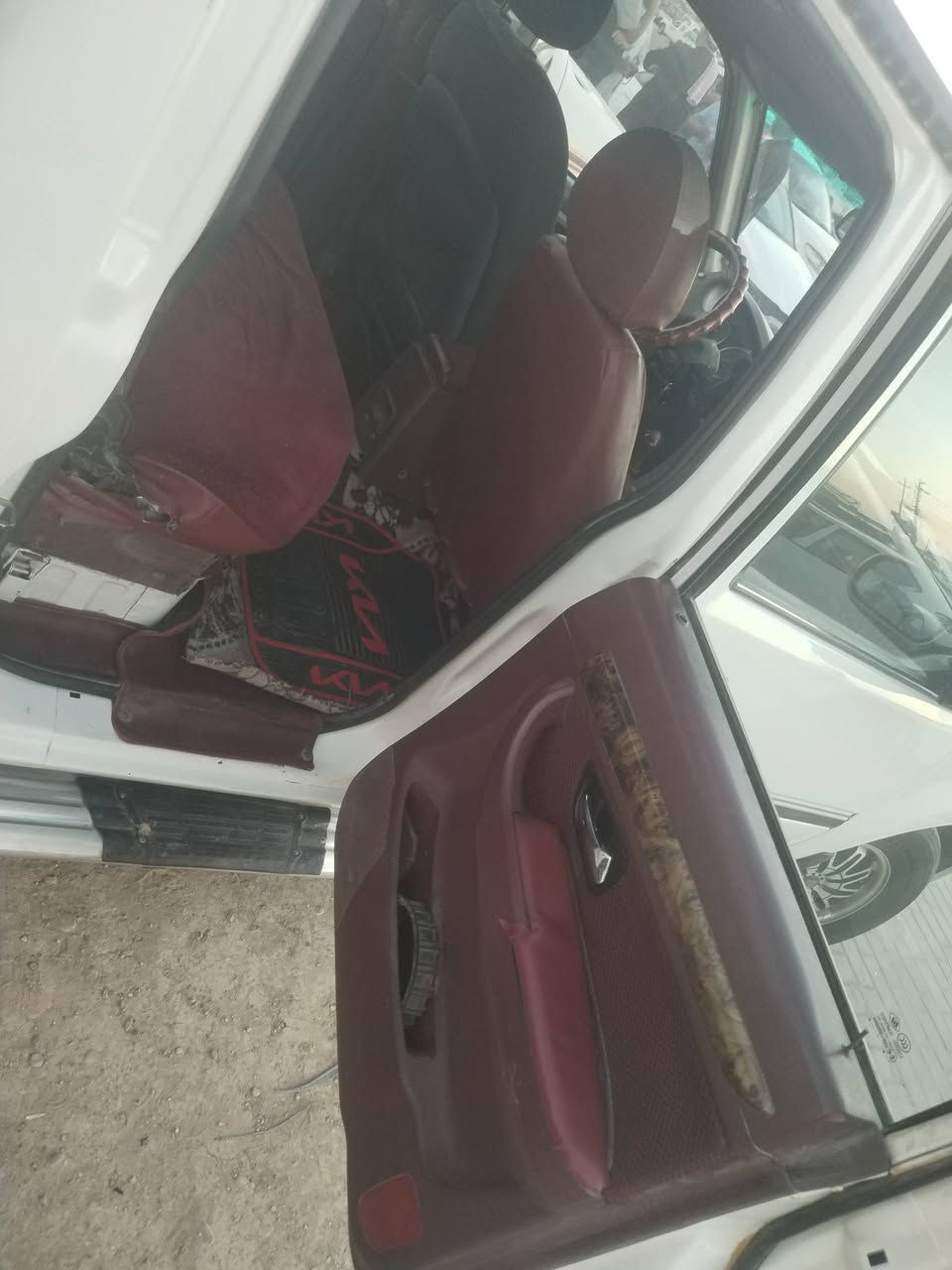 البيع موديل ٢٠١٤ بيكم مصبوغه عام بدون ضربه
تبريد شغال كهربائيات شغاله كله كامله
***********
