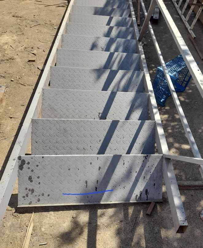 سلام عليكم درج حديد للبيع
١٢بايه 
الطول ٤ونص 
والعرض ٩٠
بغداد حي الجهاد 
السعر ١٧٥

*********** بغداد, العراق
