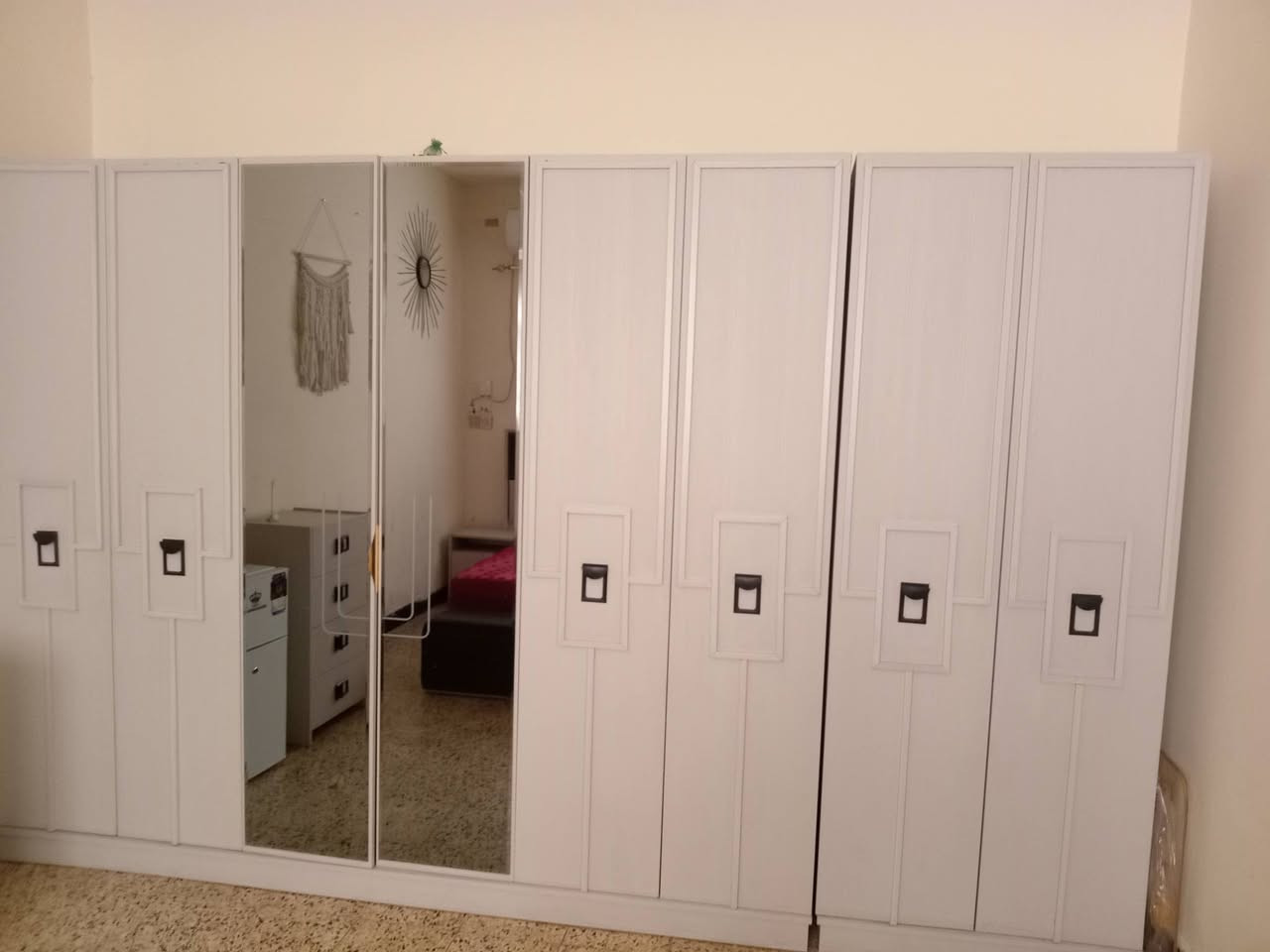 للبيع غرفه نوم تركيه مليون وبيه مجال وبيه ضرربسيط


**إذا كنت صاحب هذا الإعلان وتريد حذفه لأي سبب، رجاءا أرسل رسالة إلى الدعم الفني**