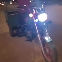 اللبيع رقم انكليزي السعر1600 هاذ رقمي 07781272941