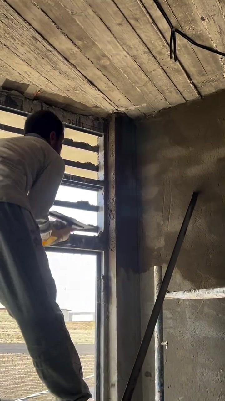 سلام عليكم ورحمة الله وبركاته 
كادر لبخ متفرغ حاليا 
سمنت وجص 
تصفير مساطر سمنت وجص 
سقل جراره تشميع داخل وخارج 
وبليوميه 
عمل درجه اولى 
تصال برقم ‭***********‬
