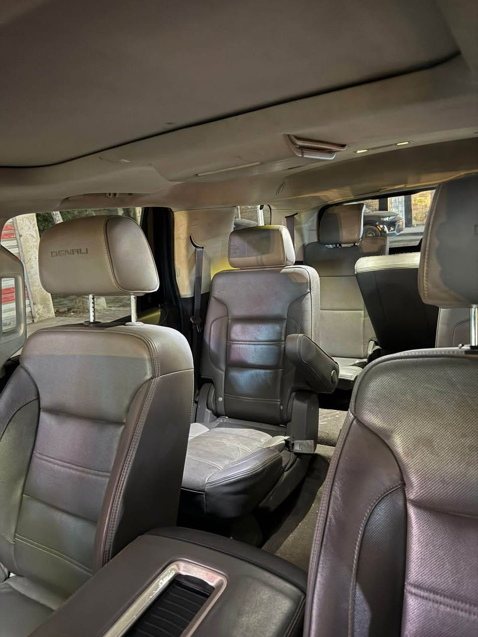 جمسي دنلي فول مواصفات (vip) 
جكات 1/1  موديل: 2019 / 
 
السيارة بيهه جاملغ وبنيد 
مواصفات: 
فور ويل +تو ويل+اوتو
بصمة وتشغيل عن بعد
  فتحة سلايد 
سيستم سماعات كلش عالي 
داتا شو وعرض على الجامة الامامية
شاشه بسقف 
لايتات زنون اصل عدسات
بلاجكتور زنون LED 
بصمة ابواب 
تشغيل عن بعد 
كشنات  كهربائي 
كشنات خزن 
كشنات تدفئة وتبريد 
كشنات خلفية تدفئة 
كشنات مساج
دبلات كهرباء  
رادار امامي خلفي 
رادار نقطة عمياء 
رادار خط شارع 
صندوك كهربائي 
شاشات عدد 2
حساسات امامية خلفية 
مرايات كهربائي 
عدم تصادم
توقف ذاتي
*********** عمارة, ميسان
