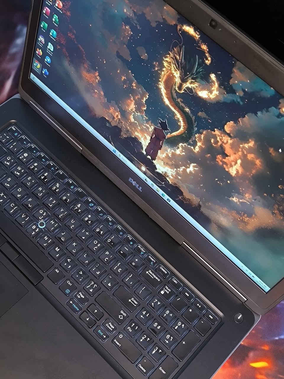 لابتوب Dell Precision 7720
يشغّل: رندرة ومشاريع 3D، برامج هندسية (AutoCAD, Revit, SolidWorks)، مونتاج فيديو احترافي، محاكاة وتحليل، وبرمجة بيئات عمل ثقيلة.

المواصفات:

المعالج: Intel Xeon E3-1545M V5 — الجيل السادس (8 CPUs)

الرام: 8 GB DDR4 (قابل للتطوير حتى 128 GB)

التخزين: 256 GB SSD (به 3 سلوتات للتوسعة: سلوتين M.2 + سلوت 2.5) — قابل للتطوير

كرت الشاشة الداخلي: Intel Iris Pro P580 — 8 GB مشاركة

كرت الشاشة الخارجي: NVIDIA Quadro  — 4 GB (مخصص للعمل الاحترافي)

الشاشة: 17.3″ FHD (1920×1080)

الملحقات والمرفقات:

Windows 11 Pro مثبت + Office مثبت

شاحن أصلي Dell

حقيبة حجم 17.3 (لون أسود)

ماوس + ماوس باد

تغليف احترافي (بابلز + كرتون للحماية التامة)

الضمان والخدمات:

فحص عند الاستلام مع المندوب

ضمان 7 أيام بعد الاستلام

نفحص ونرتب الجهاز قبل الإرسال، وتنصيب البرامج حسب الاتفاق

السعر: 360,000 دينار عراقي 

التوصيل: التوصيل متوفر إلى جميع محافظات العراق

للطلب أو الاستفسار (واتساب متوفر):
*********** – ***********
