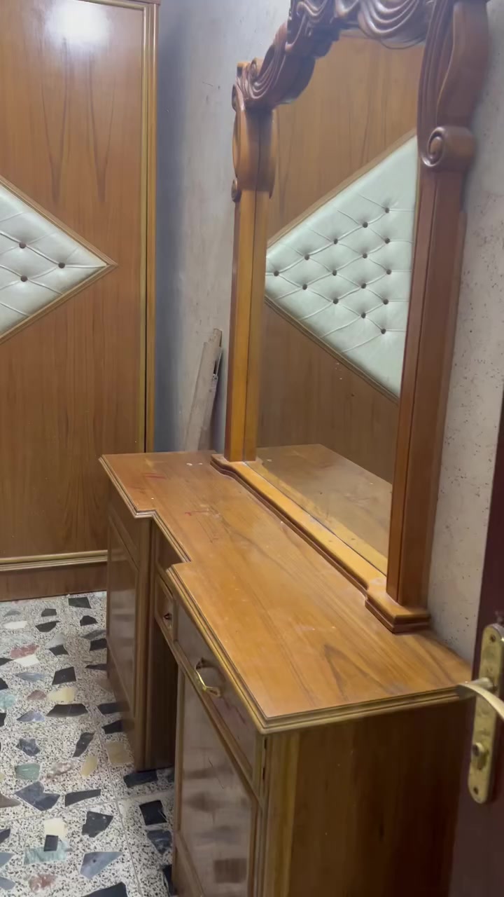 سلام عليكم من رخصت مدير الكروب المحترم غرفة نوم نضيفة جدا صاج اصلي ليحب يتصل على هاذ الرقم ***********
