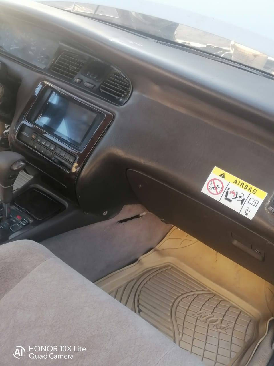 السلام عليكم 
بطه مديل 2000 مكفوله كصه وضربه  علمآ ان السياره مصبوغه صبغ عام لغرض الجماليه رقم جديد نكليزي مداور وسنويه لغايه 2031 السعر 65 وبيها مجال التواصل على رقم ***********
علمآ الصور قبل الرقم الجيد
