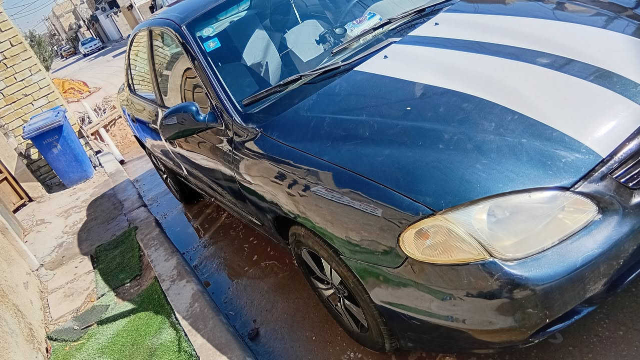 للبيع اللنترة ٢٠٠٠ محرك ٢٠٠٠ سنوية و هزة  جديدة السيارة خير من الله صدر أمامي و خلفي جديد محرك وكير خير من الله عنوان زعفرانية السيارة بسمي رقم.  ***********  سعر ٤٧
