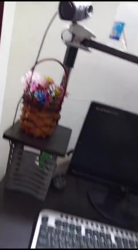 عندي هاي ال pc محدثها وندوز 7 غراضها كامله رايدها ب١٠٠ الانبار الخالديه
***********
