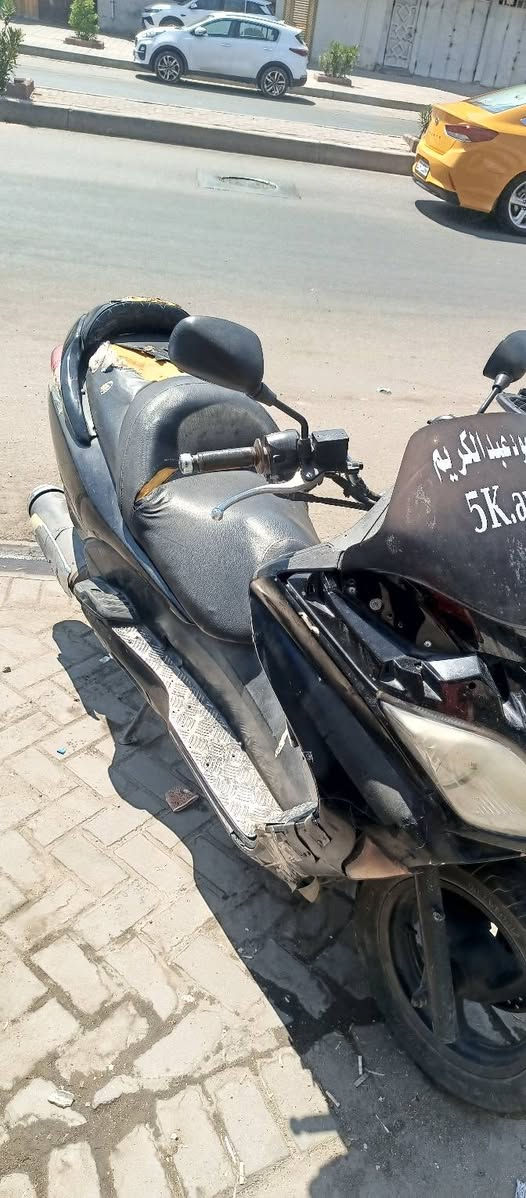 السلام عليكم شباب فورزا 08 السعر 550 
العنوان بغداد مدينه الصدر قطاع 18 
رقم الهاتف ***********
متواجد واتساب وعلى السيم كارت الدراجه خير من الله
