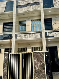 بيت للبيع مساحة 60 متر حديث الواجهة 3 متر النزال 20 متر يحتووي على 3 غ...