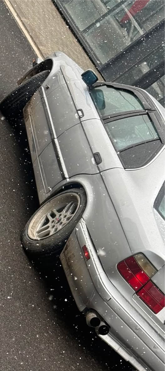 بیئم ١٩٩٠ گێڕق مەکینە بە شەرت چرکەی تیا نیە وەکو سەحاتە ٥٢٠ گێڕ حادی بێ دەحمو لێ دراق بە شەرتی گێرڕو مەکینە و ئەکسلو کارەبای ئارم پلاسیک سلێمانی غەرامە بە شەرت دەحامی پێشو دواوە m ویل m سەر دۆسیەکانی m تایەکانی سەتا ٨٠٢ جام کارەبا سلایت  پێش پان دەبڵ ئێرباگ گێچ ئاڵقە ٢٦٠ هۆکی دواوە کامل کراوە بە ١٩٩٥ تەقەو ڕەقە بە شەرت تازە پێشو دوای داگێراوە سێرڤس کراوە ئەنتیفرێسو ڕۆنیو فلتاری تازا گۆردراوە هەموو گیانی تەزەو لۆکە ٤ بەرگە دەرگای 
ئەگەر موشتەری نیت نامە مەنێرە سەرم مەهێشێنە چیم نوسیوە زۆر لەوە زیاتریشە  *********** ڕەقەم Singapore
