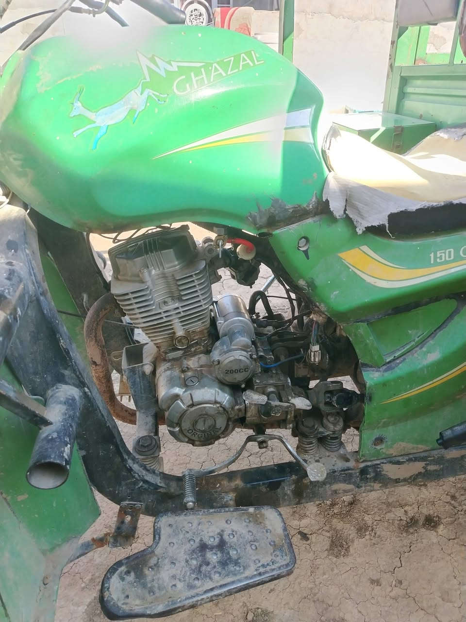 سلام عليكم  ستوته نوع غزال فحل
أوراق تخم تأير مال كيه
ستوته سعره مناسب الان متوازي على فلوس
***********
كوت  حي المنتظر
