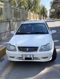 سيكي للبيع :  السياره بيها نص قطعه صبغ فوك الايت فقط  لا داخل ولا بارد...